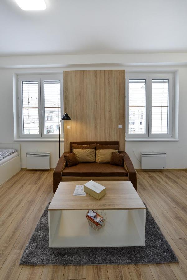Soho Apartment Písek Esterno foto