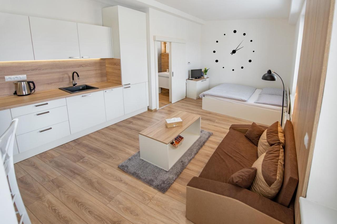 Soho Apartment Písek Esterno foto